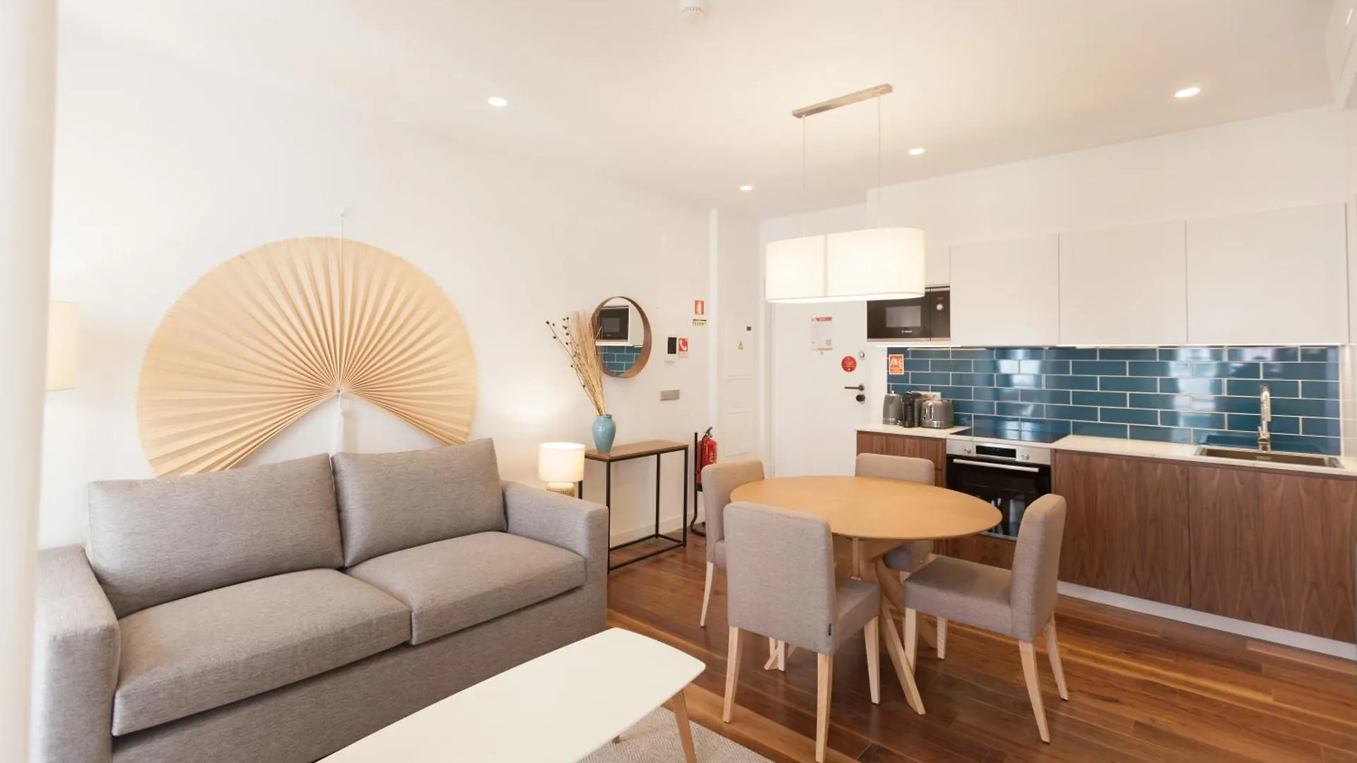 Flh Gloria 70 Apartman Lisboa Portugália