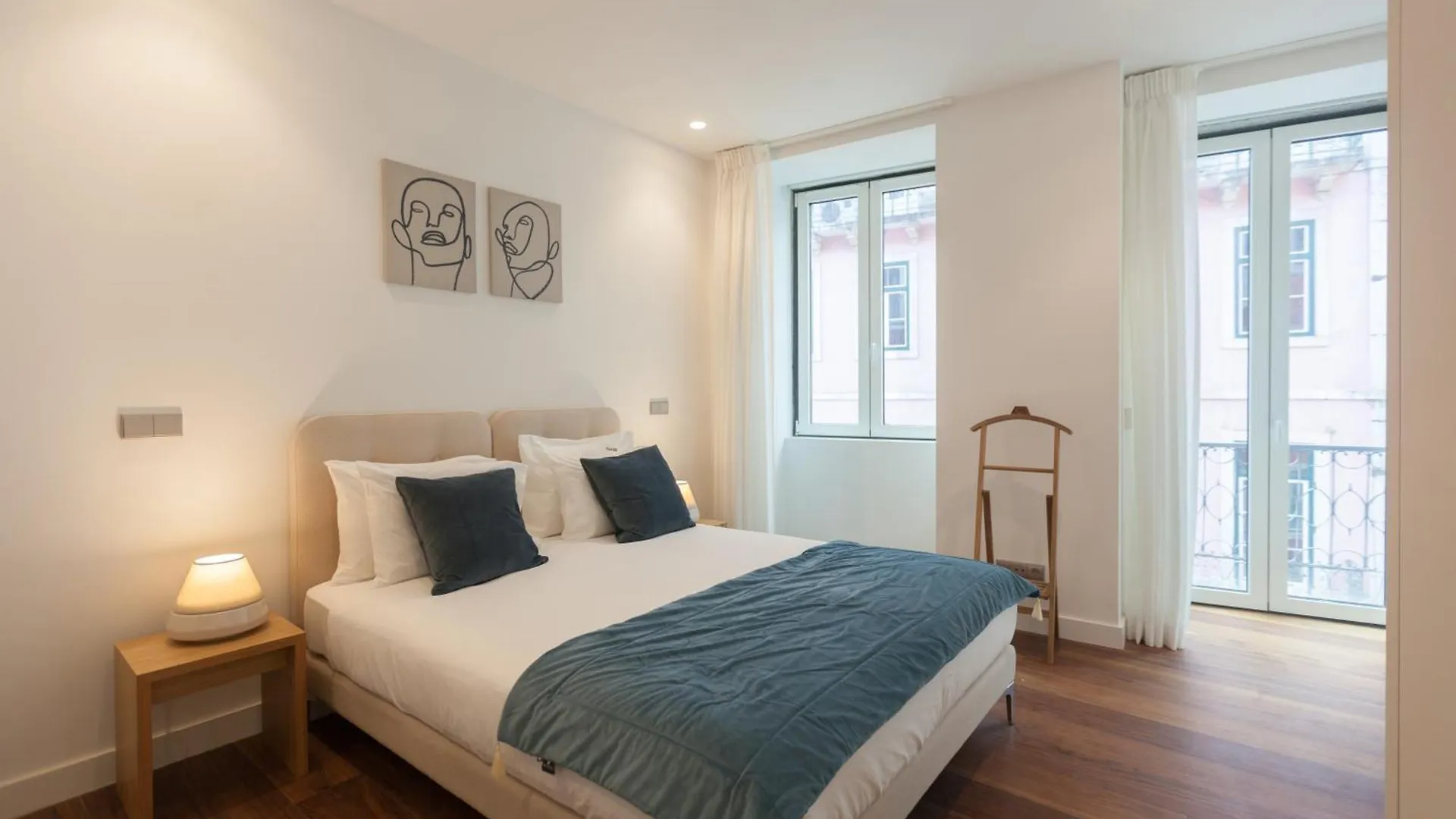Flh Gloria 70 Apartman Lisboa 0*,  Portugália